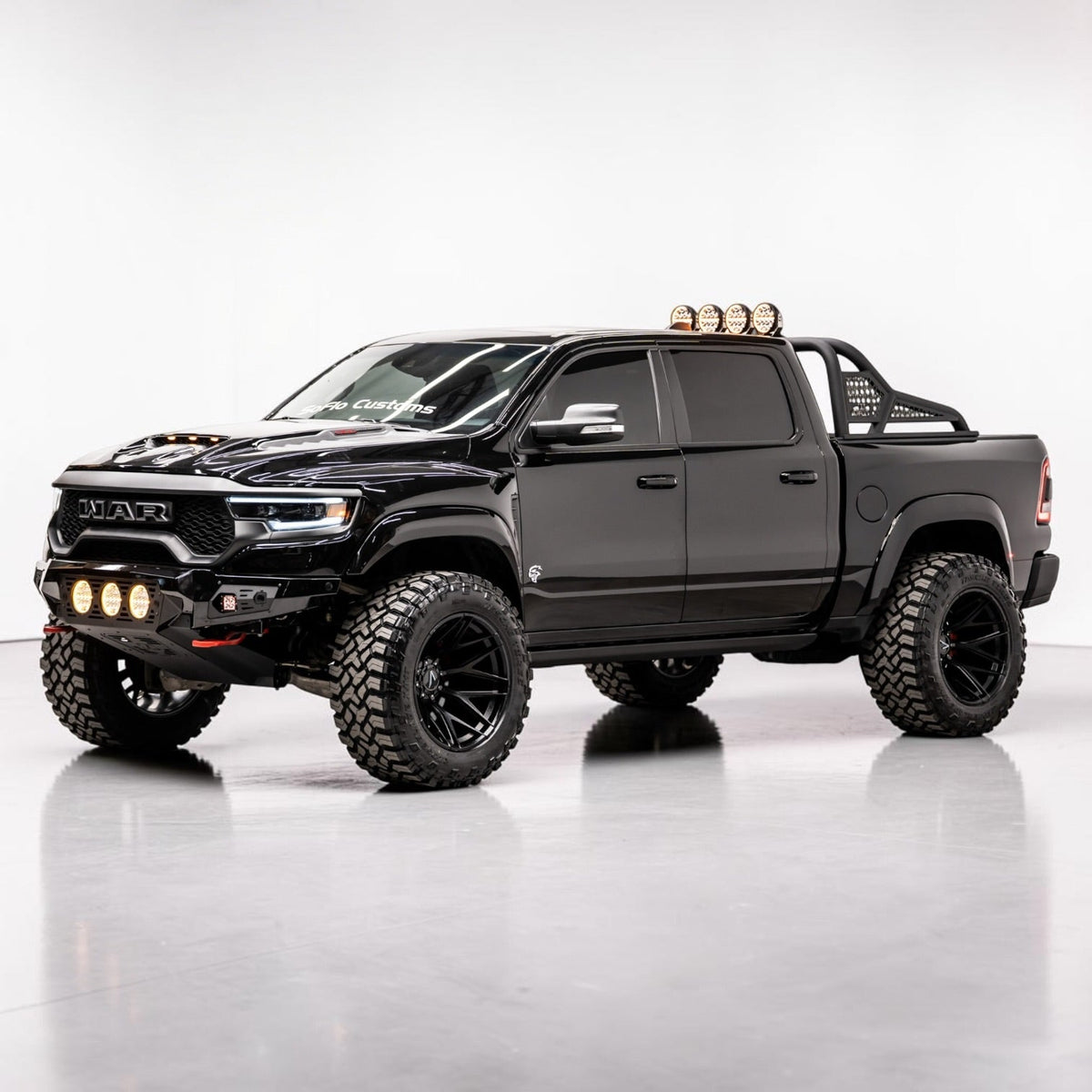 40” TIRES 40/15.5/R22