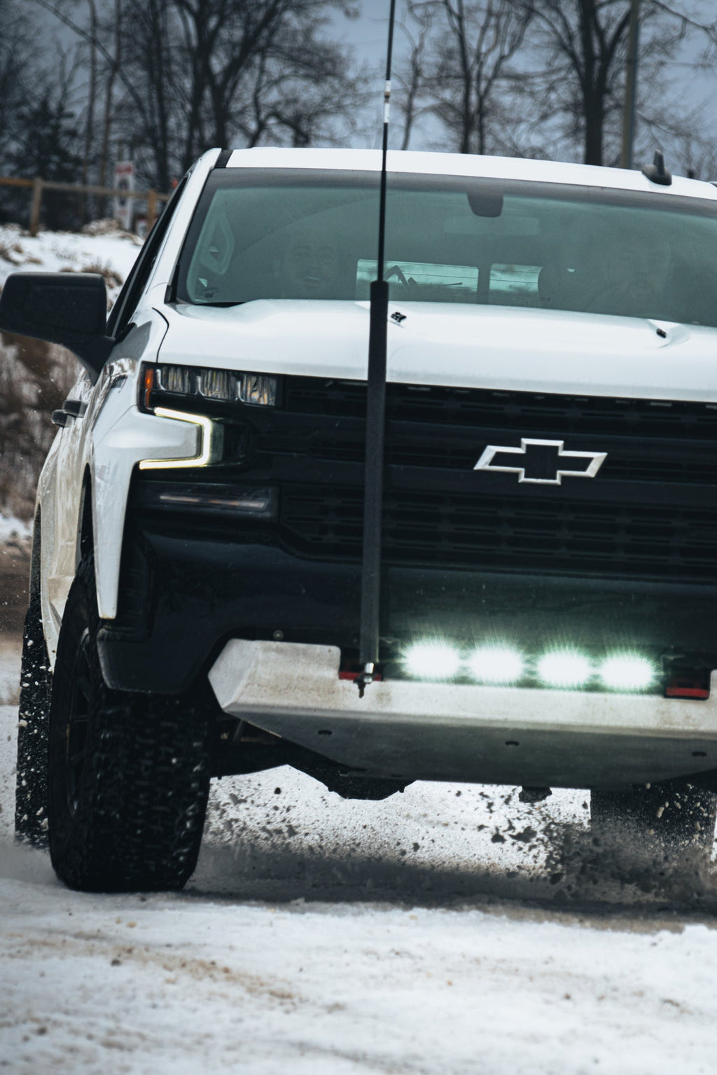 V24 Black 8600 eLumen 24"  Hyperion Series Light Bar