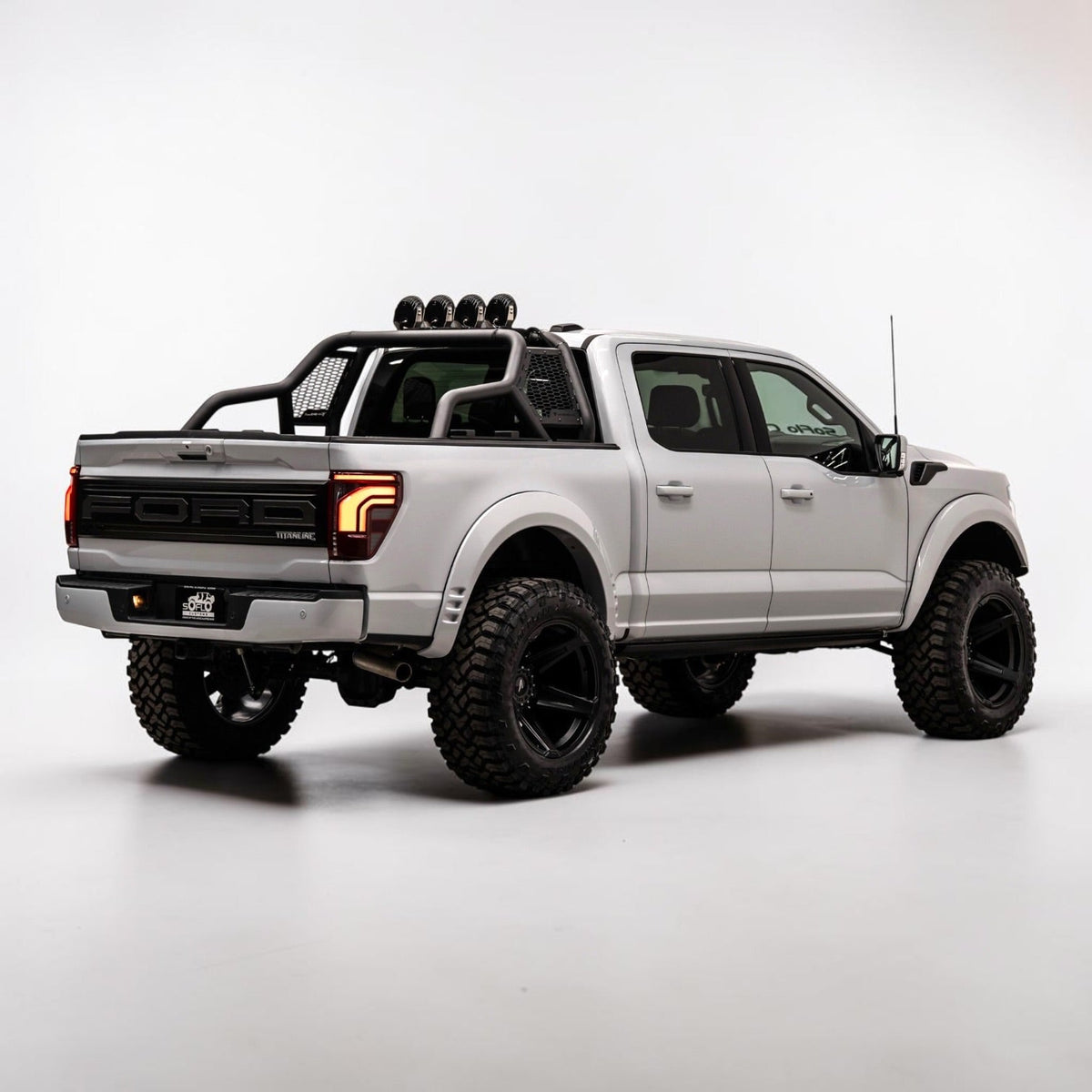 F150 ALUMINUM CHASE RACK 2021-2027 WITH (4) 6” LED FLOOD LIGHTS bed cage