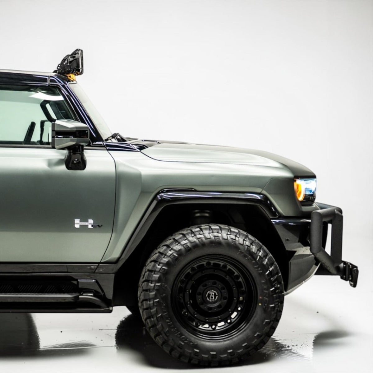 GMC Hummer EV LIGHTBAR 6 inch LED 7