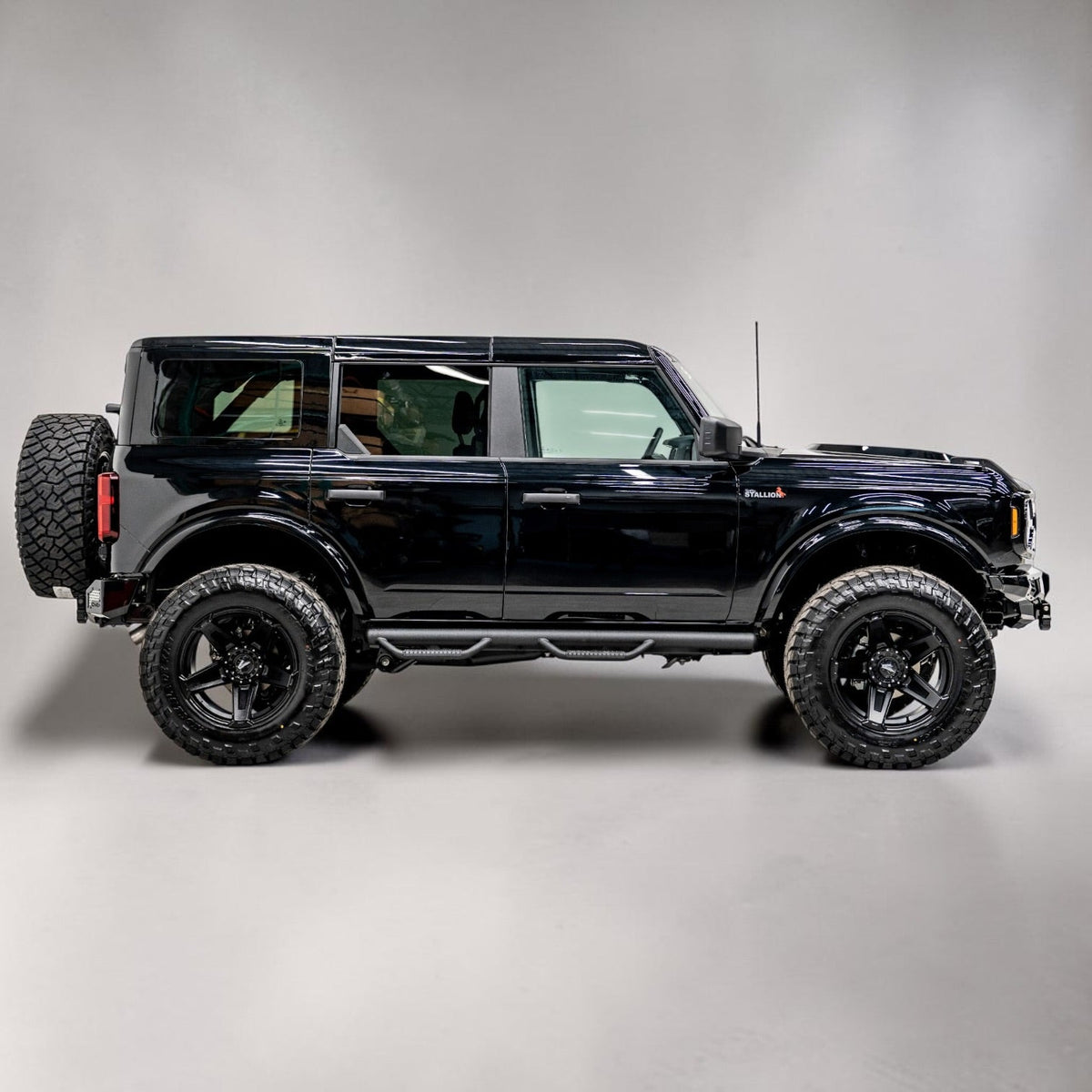 BRONCO STEEL STATIONARY SIDE STEPS TUBULAR 6 2021-2027